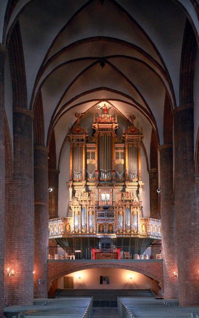 St.-Nikolai-Kirche, Blick auf die Orgel, Flensburg