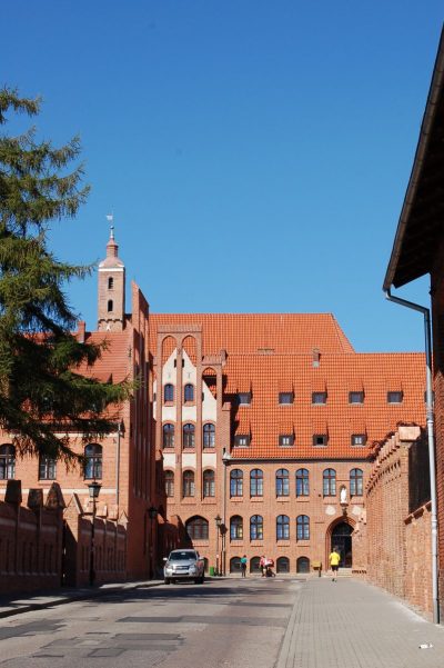 Dawny cystersko-benedyktyński zespół klasztorny od ul. Klasztornej, Chełmno, fot. Elżbieta Pawelec