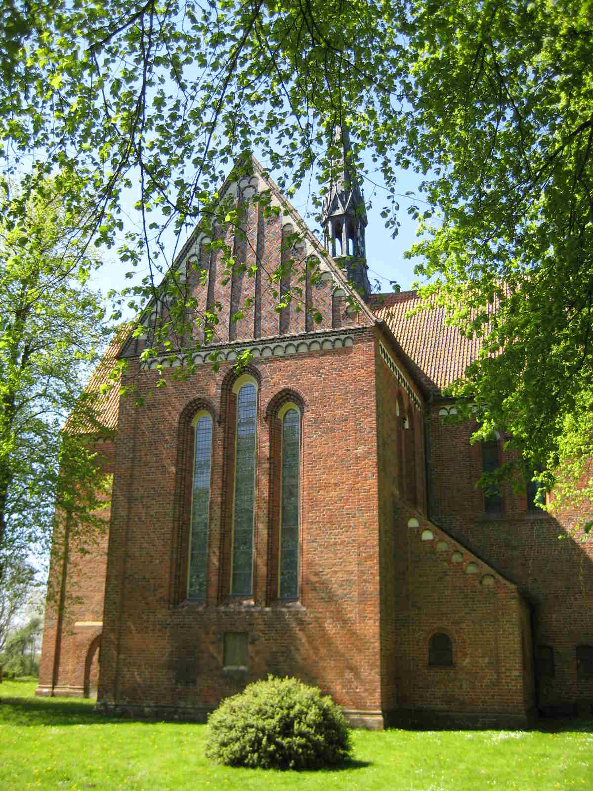 Klosterkirche, Neukloster