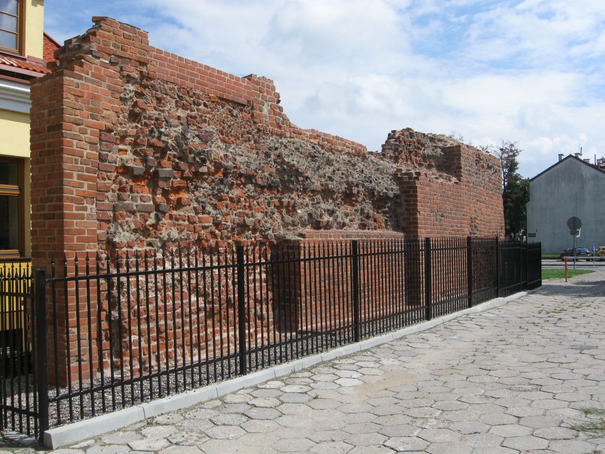 Mur miejski, Płock